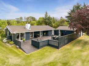 Holiday Home Clarabelle - 700m from the sea by Interhome